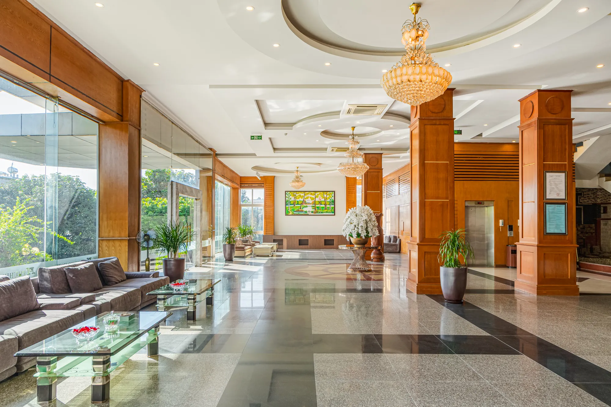 Sảnh chính Central Phú Hưng Hotel